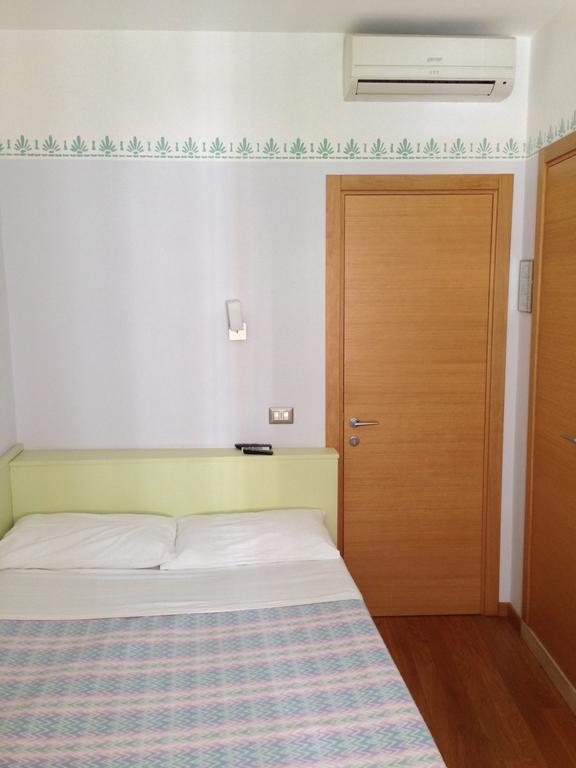 Hotel Centrale San Benedetto del Tronto Oda fotoğraf