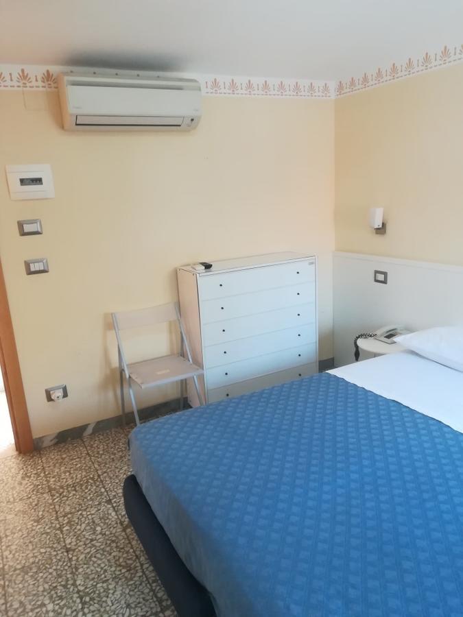 Hotel Centrale San Benedetto del Tronto Dış mekan fotoğraf